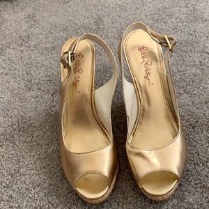 Lilly Pulitzer 8.5 Gold Wedges